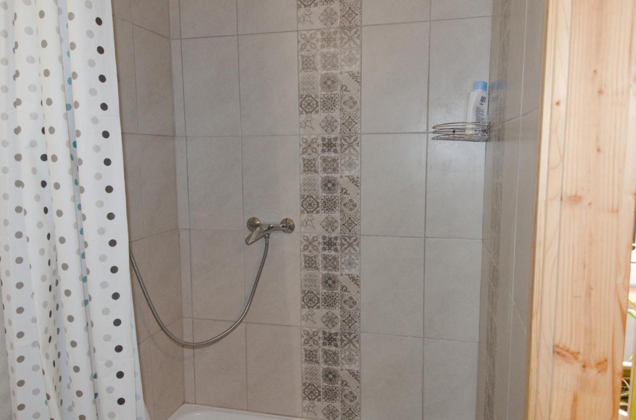 سزومباثيلي Green Dot Home المظهر الخارجي الصورة